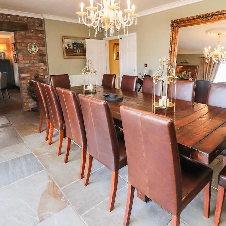 Moor End Manor Villa Poulton-le-Fylde Екстериор снимка