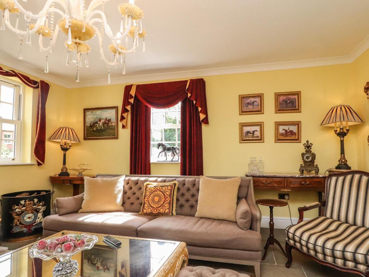 Moor End Manor Villa Poulton-le-Fylde Екстериор снимка