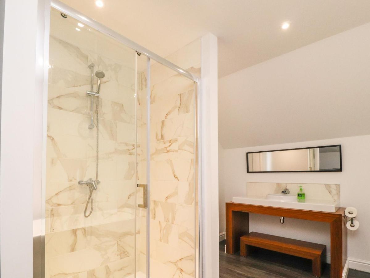 Moor End Manor Villa Poulton-le-Fylde Екстериор снимка