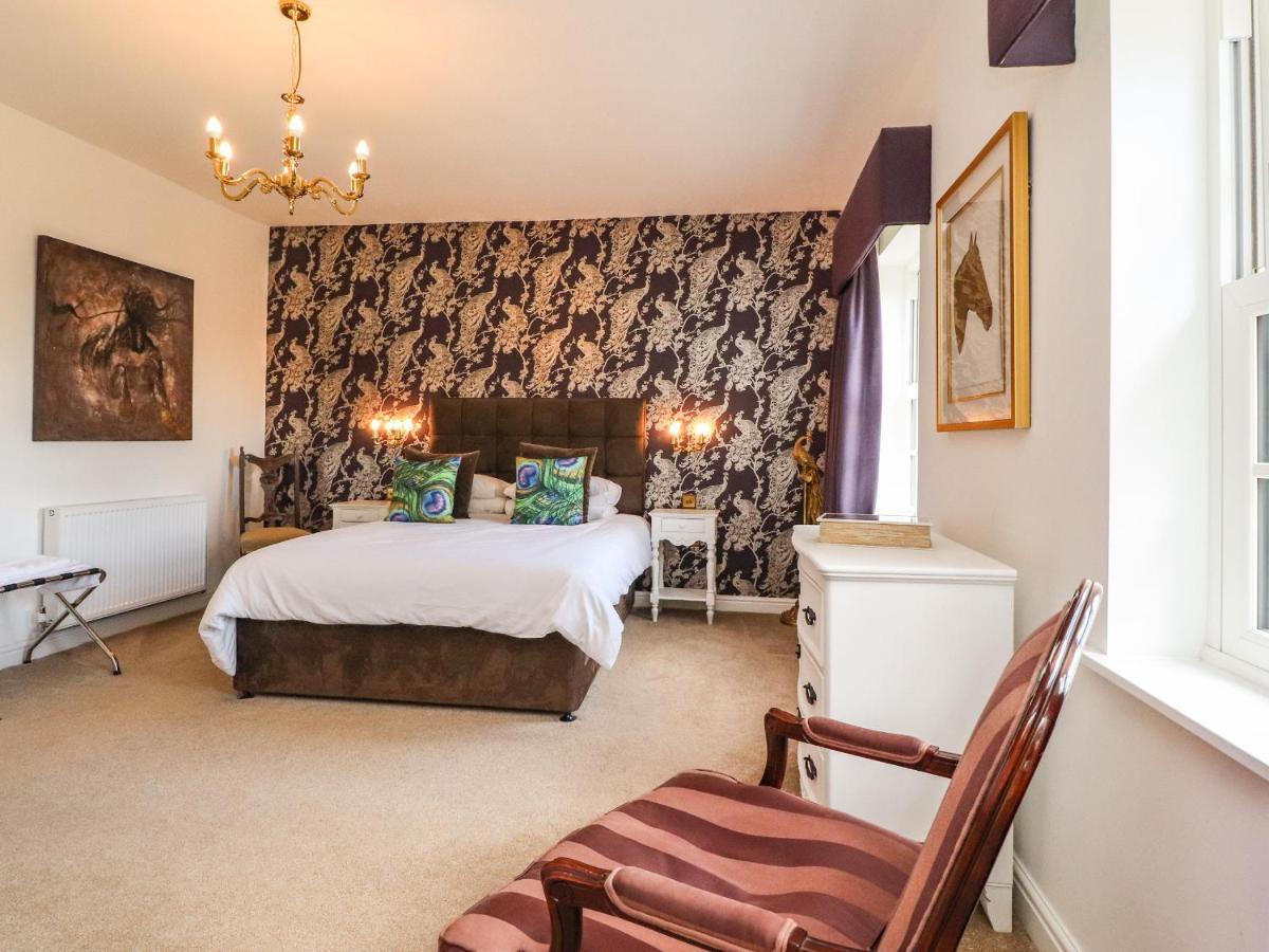 Moor End Manor Villa Poulton-le-Fylde Екстериор снимка