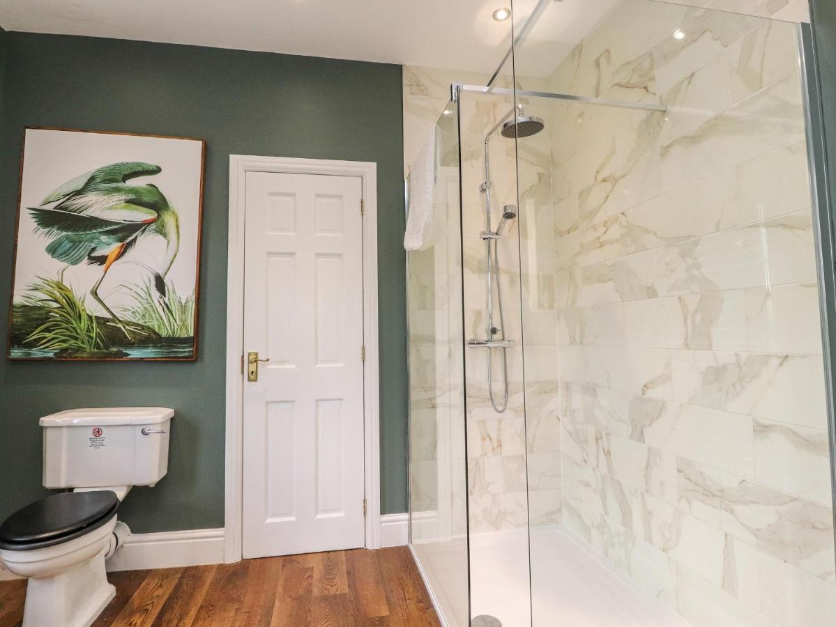 Moor End Manor Villa Poulton-le-Fylde Екстериор снимка